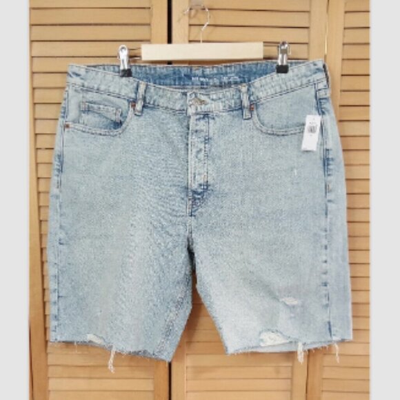 Old Navy Pants - Old Navy High-Waisted OG Loose Button-Fly Jean Shorts 18